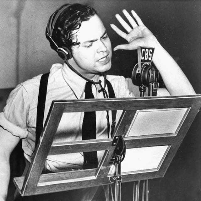 Orson Welles' Infamous Radio Broadcast: A New Perspective