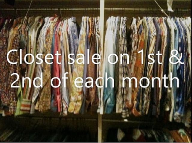 Robert Graham Clothing Collectors Facebook Group Offers Bargains and New Holiday Arrivals