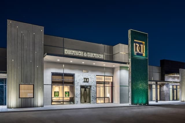 Deutsch & Deutsch Relocates Laredo Jewelry Store to Expansive New Location