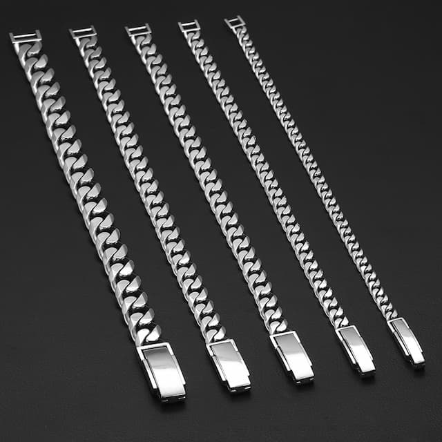 Introducing the Timeless Elegance of ByEnzo Jewelry's Platinum Cuban Chain