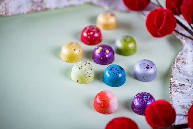 Norman Love Confections Unveils 2025 Holiday Chocolate Collections