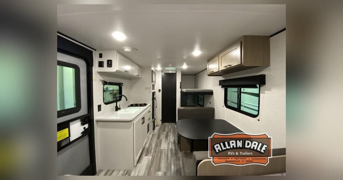 Allan Dale RV's Highlights $33,000 Savings on 2027 Hampton Destination Trailers